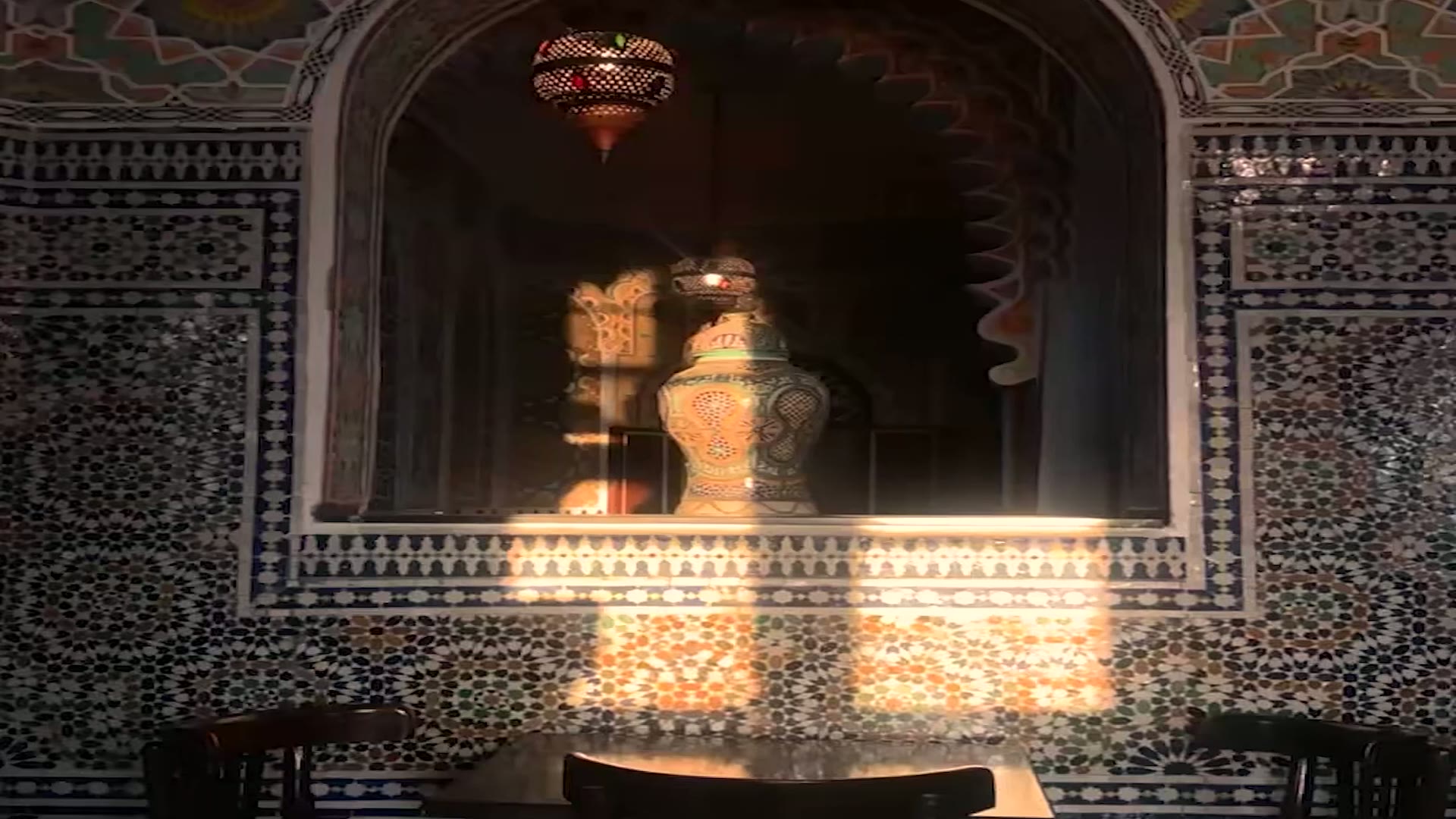 Riad Cosmetics background video